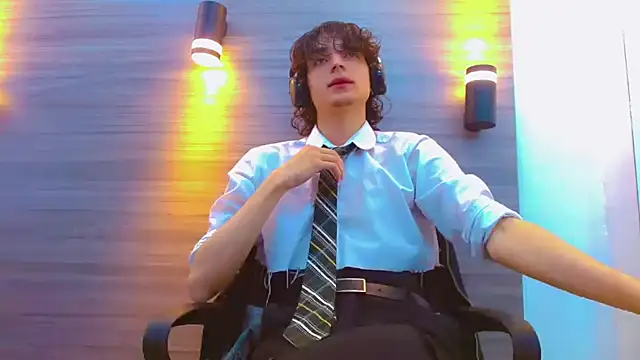 Sr BonnyEthan online show from April 2, 1:09 pm