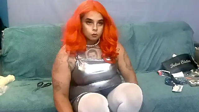 Snapshot of indica310 chatting on October 7, 3:53 pm indica310 online show from October 7, 3:53 pm