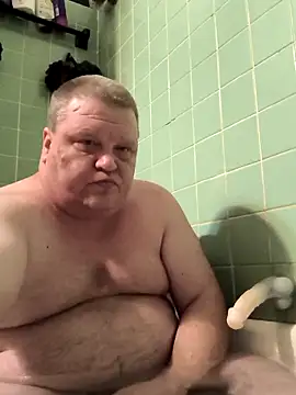 Snapshot of jrsexy83 chatting on February 11, 7:46 am jrsexy83 online show from February 11, 7:46 am