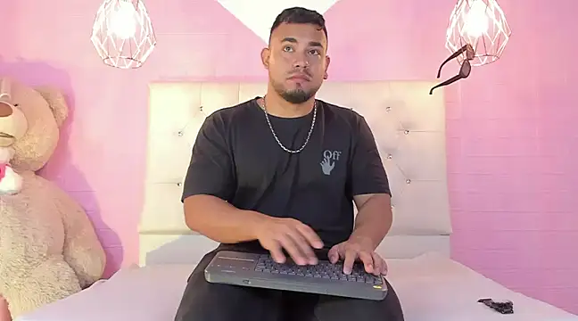 BrianMalonee online show from March 21, 1:12 pm