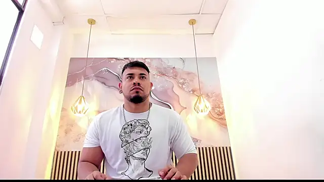 BrianMalonee online show from October 6, 12:24 pm