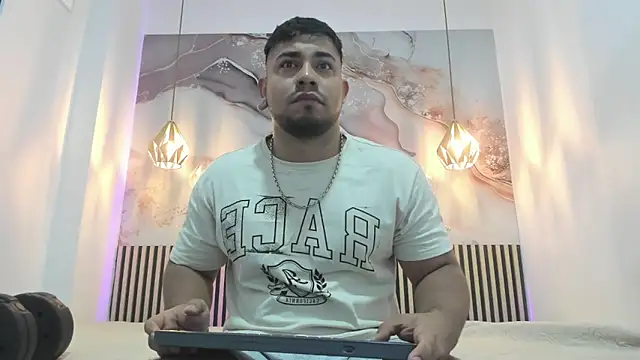 BrianMalonee online show from February 7, 11:58 am