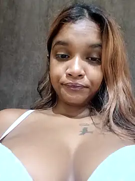 Indianqueen03 online show from March 1, 5:27 pm