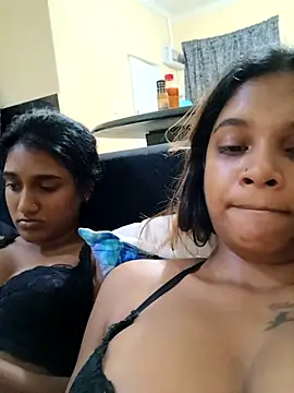 Indianqueen03 online show from October 26, 8:48 pm