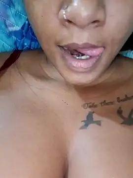 Indianqueen03 online show from April 26, 7:11 pm