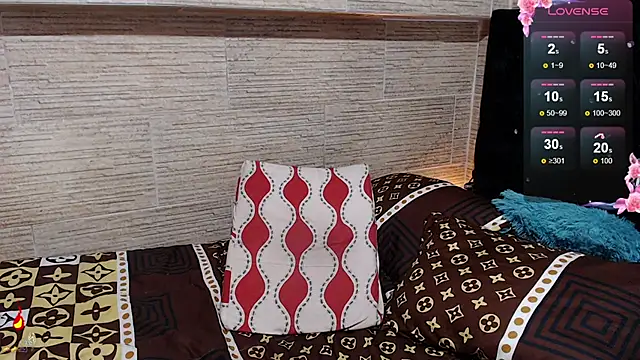 pretty cristal69 online show from October 9, 11:52 am