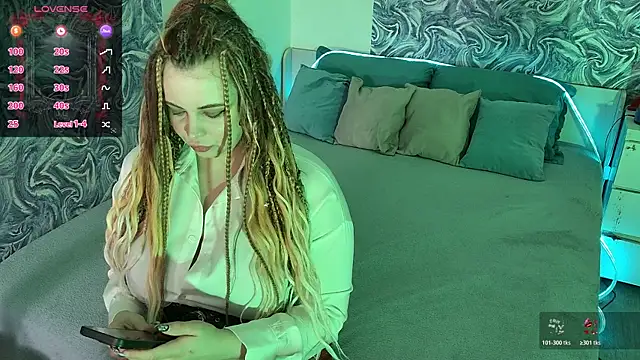 Miss Maya Mils online show from July 15, 1:00 am