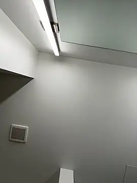 Your Paris online show from March 14, 10:15 pm