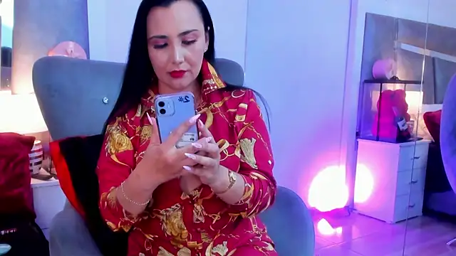 Snapshot of Evangeline_Taylorr chatting on January 31, 8:01 pm Evangeline Taylorr online show from January 31, 8:01 pm