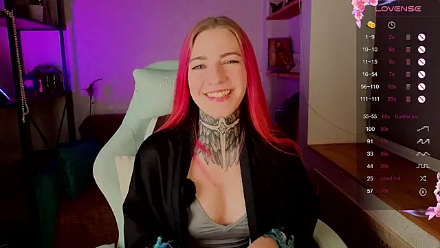 Roxy      online show from November 25, 6:13 am