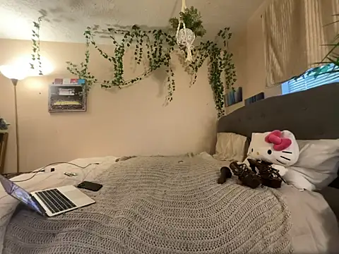 Snapshot of magicalc00ch chatting on February 10, 11:20 pm magicalc00ch online show from February 10, 11:20 pm