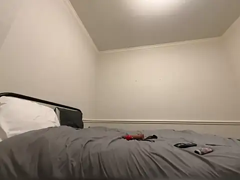 Snapshot of magicalc00ch chatting on April 15, 9:37 pm magicalc00ch online show from April 15, 9:37 pm