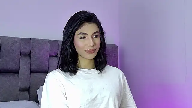 IsabelleFoxx  online show from December 6, 7:54 am