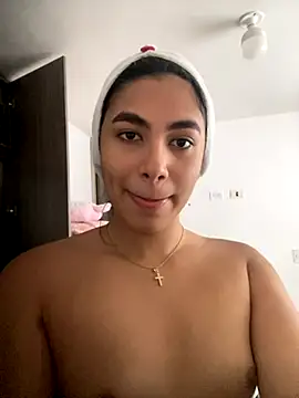 IsabelleFoxx  online show from November 5, 8:09 pm