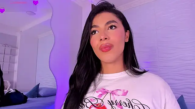 IsabelleFoxx  online show from February 7, 9:18 pm