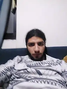 Snapshot of kleineid77 chatting on November 15, 8:05 pm kleineid77 online show from November 15, 8:05 pm