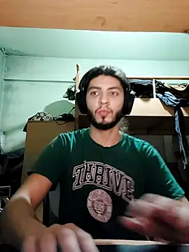 Snapshot of kleineid77 chatting on November 20, 7:02 pm kleineid77 online show from November 20, 7:02 pm