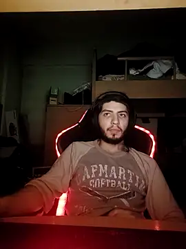 Snapshot of kleineid77 chatting on February 22, 4:27 pm kleineid77 online show from February 22, 4:27 pm