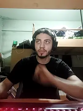 Snapshot of kleineid77 chatting on March 19, 4:11 pm kleineid77 online show from March 19, 4:11 pm