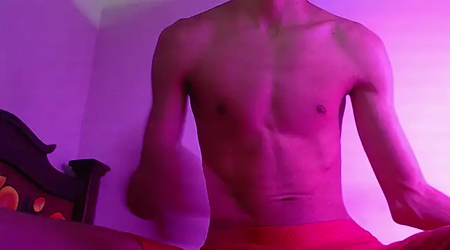 isaaclatino online show from January 3, 10:40 pm