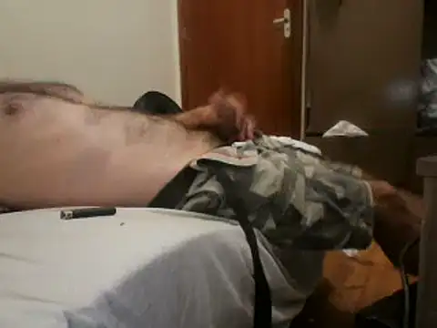 Snapshot of pikalindaxx chatting on December 27, 12:39 am pikalindaxx online show from December 27, 12:39 am