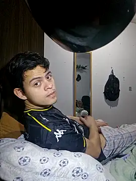 Snapshot of Josudaln2 chatting on May 16, 8:55 am Josudaln2 online show from May 16, 8:55 am