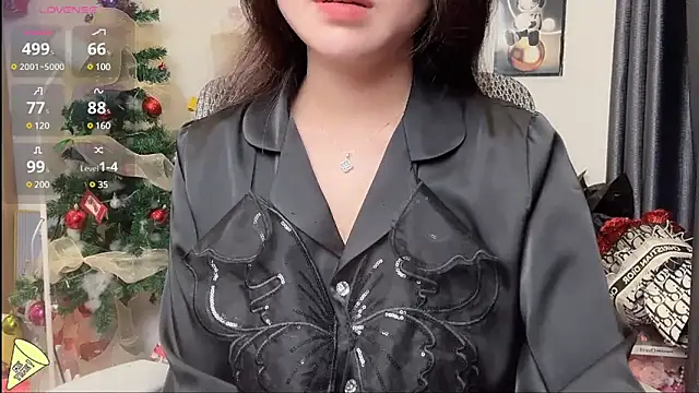Snapshot of Berrysweet_68 chatting on February 14, 2:02 pm Berrysweet 68 online show from February 14, 2:02 pm