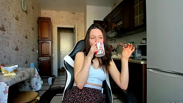 Adela Vetta online show from February 27, 11:10 am