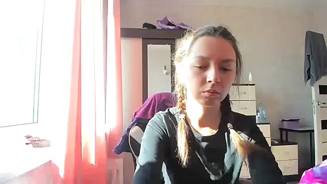 Adela Vetta online show from March 18, 10:03 am