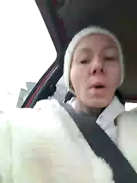 Snapshot of Scherana chatting on December 10, 9:12 am Scherana online show from December 10, 9:12 am