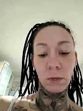 Snapshot of Scherana chatting on December 15, 4:26 pm Scherana online show from December 15, 4:26 pm