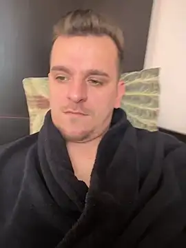 Huge cock22cm online show from March 12, 8:20 am