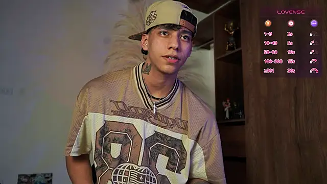 Josep Davies online show from November 8, 2:45 am