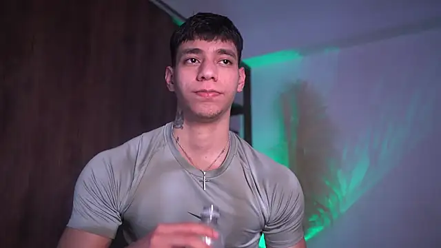 Snapshot of Josep_Davies chatting on February 5, 10:25 pm Josep Davies online show from February 5, 10:25 pm