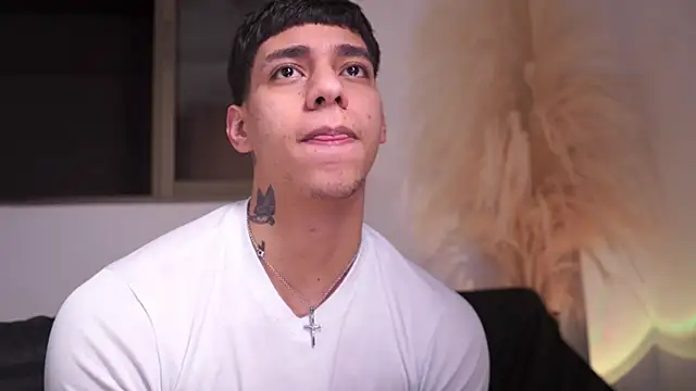 Snapshot of Josep_Davies chatting on March 13, 3:13 am Josep Davies online show from March 13, 3:13 am