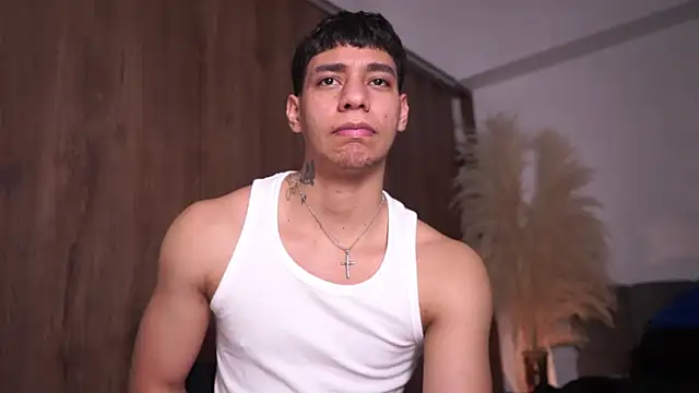 Snapshot of Josep_Davies chatting on March 19, 12:36 am Josep Davies online show from March 19, 12:36 am