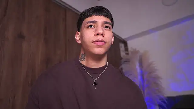 Snapshot of Josep_Davies chatting on March 22, 12:47 am Josep Davies online show from March 22, 12:47 am