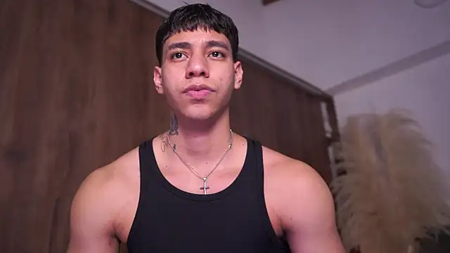 Snapshot of Josep_Davies chatting on March 25, 10:05 pm Josep Davies online show from March 25, 10:05 pm