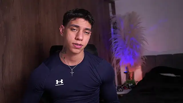 Snapshot of Josep_Davies chatting on April 14, 12:16 am Josep Davies online show from April 14, 12:16 am