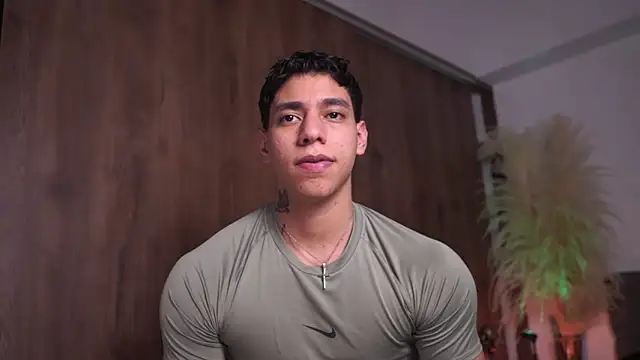 Snapshot of Josep_Davies chatting on April 15, 1:12 am Josep Davies online show from April 15, 1:12 am