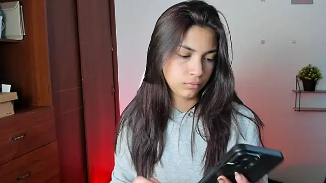 hookriilsyy online show from January 11, 7:06 am