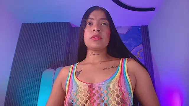 hot dione online show from March 18, 7:17 pm