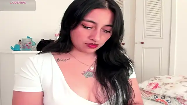 LisaHadwin online show from December 19, 7:21 pm