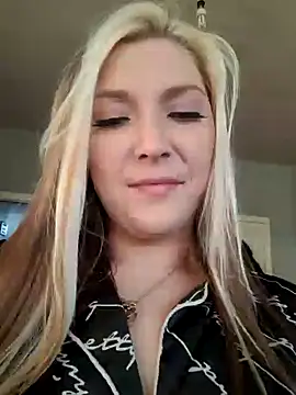 Kinkymilf56 online show from December 1, 6:30 pm