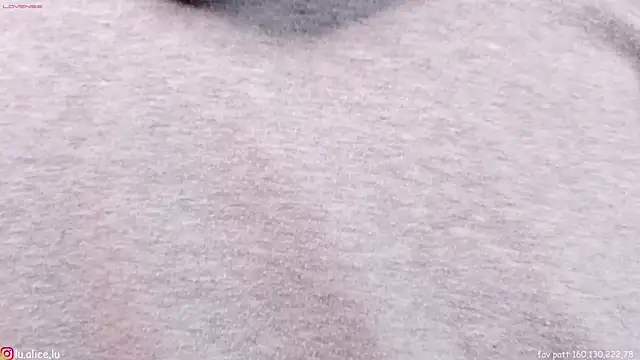 Snapshot of alicelu_ chatting on January 28, 9:30 am alicelu online show from January 28, 9:30 am