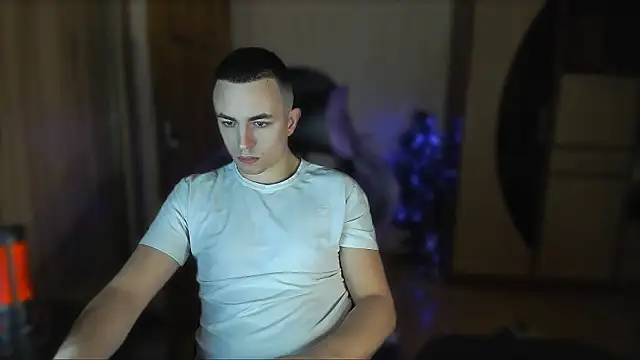 bigmark033 online show from December 3, 3:55 pm