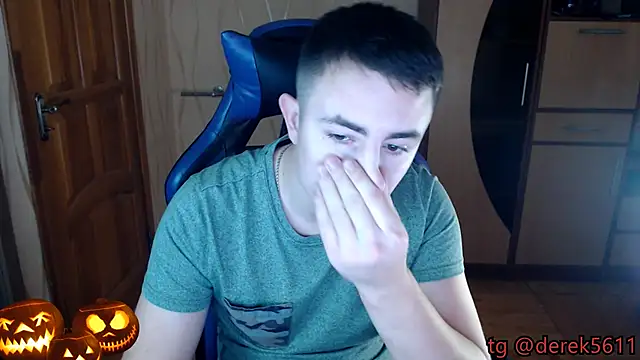 bigmark033 online show from October 31, 11:28 pm