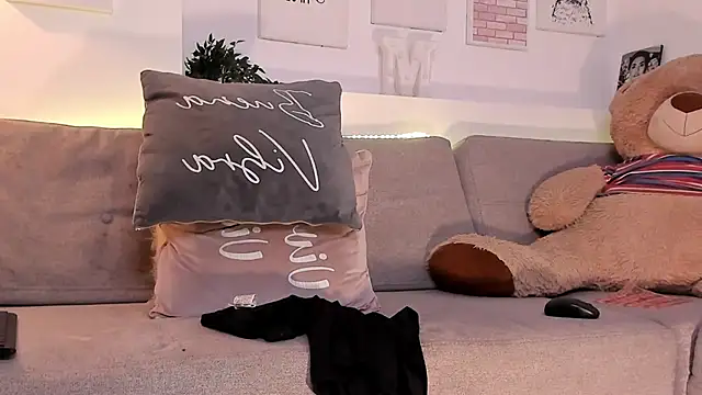 Nicolle foxy online show from February 13, 12:13 am