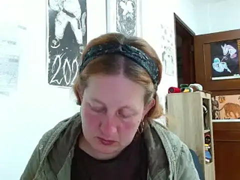 ViioletaMora online show from April 1, 5:52 am