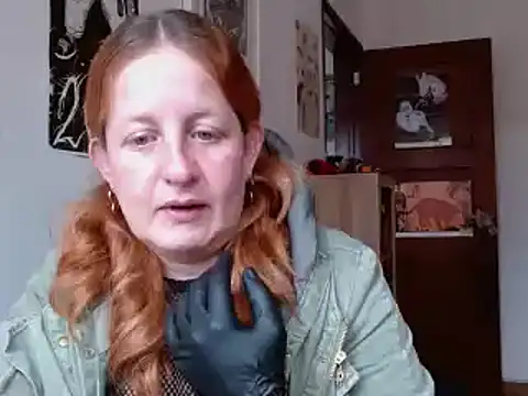 ViioletaMora online show from April 8, 7:03 pm